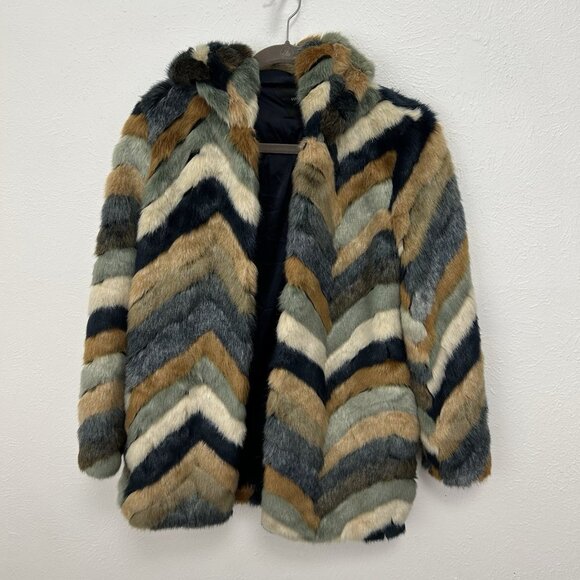 Forever 21 Faux Fur Colorful Chevron Hooded Coat  Unique Mob Wife Retro Bold M - Picture 6 of 13